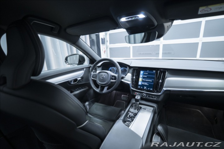 Volvo S90 2,0 D4 NAVI KAMERA 4x VÝH 2020