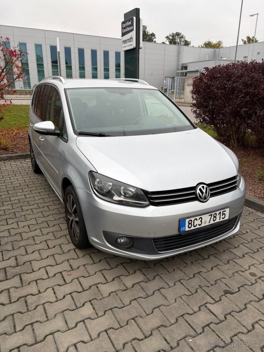 Volkswagen Touran 1,6 Prodam