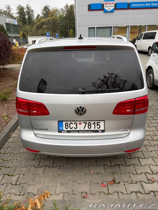 Volkswagen Touran 1,6 Prodam 2014