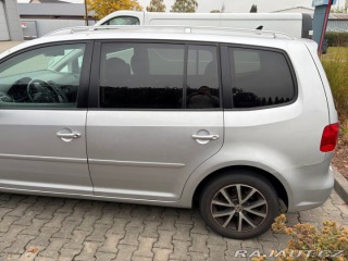 Volkswagen Touran 1,6   Prodam 2014