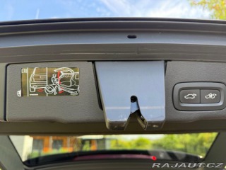 Volvo XC60 T6 Rdesign Black, tažné 2021