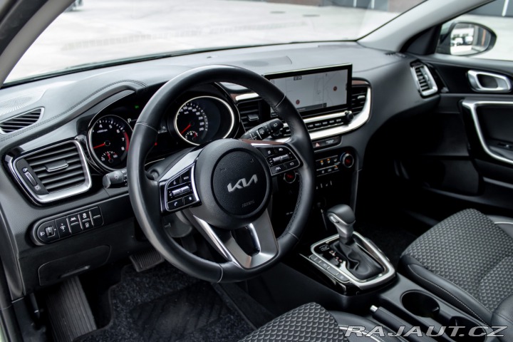 Kia Ostatní modely Ceed SW Ceed SW 1.5 T-GDi | GOLD 2025