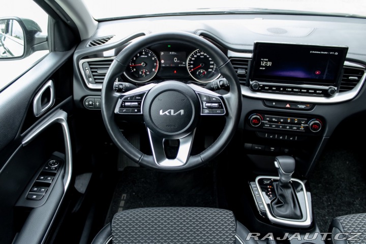 Kia Ostatní modely Ceed SW Ceed SW 1.5 T-GDi | GOLD 2025
