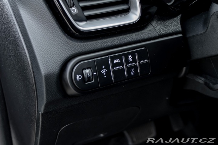 Kia Ostatní modely Ceed SW Ceed SW 1.5 T-GDi | GOLD 2025