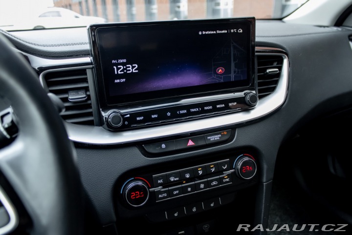 Kia Ostatní modely Ceed SW Ceed SW 1.5 T-GDi | GOLD 2025