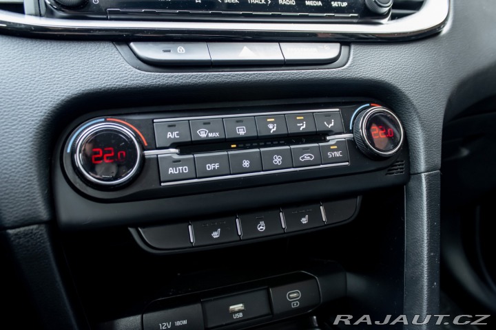 Kia Ostatní modely Ceed SW Ceed SW 1.5 T-GDi | GOLD 2025