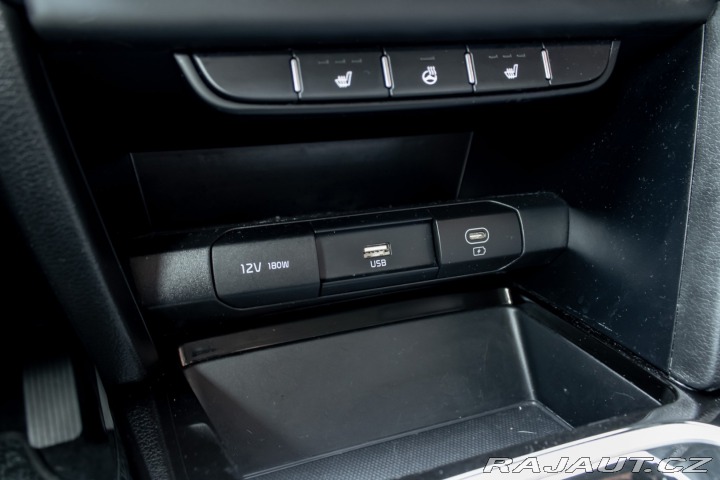 Kia Ostatní modely Ceed SW Ceed SW 1.5 T-GDi | GOLD 2025