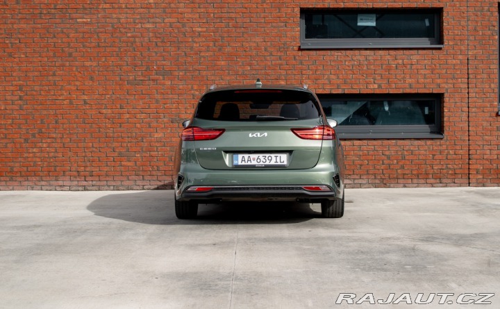 Kia Ostatní modely Ceed SW Ceed SW 1.5 T-GDi | GOLD 2025