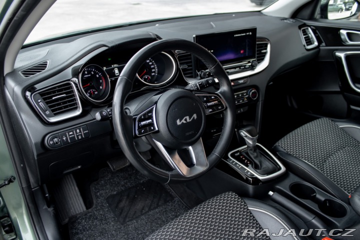 Kia Ostatní modely Ceed SW Ceed SW 1.5 T-GDi | GOLD 2025
