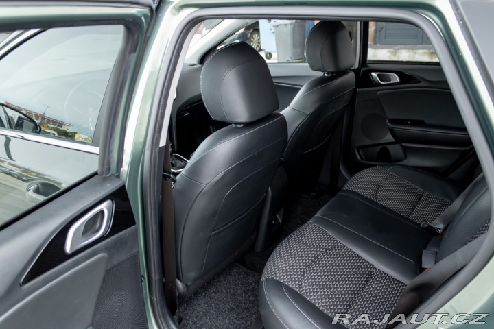 Kia Ostatní modely Ceed SW Ceed SW 1.5 T-GDi | GOLD 2025