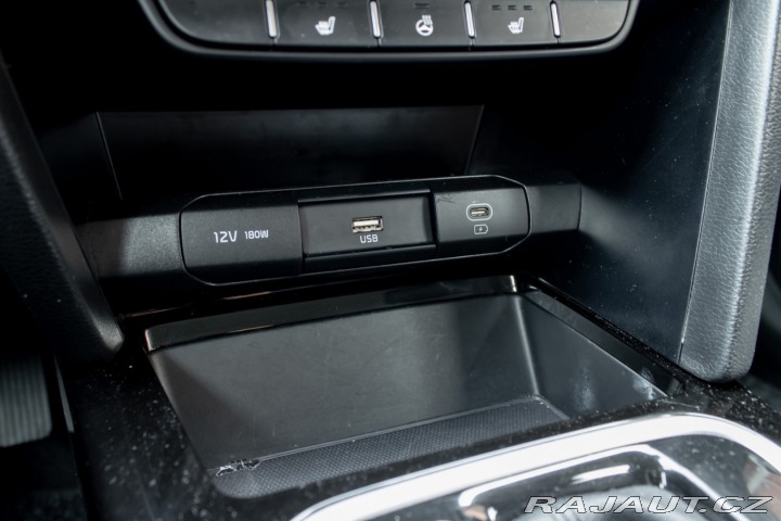 Kia Ostatní modely Ceed SW Ceed SW 1.5 T-GDi | GOLD 2025