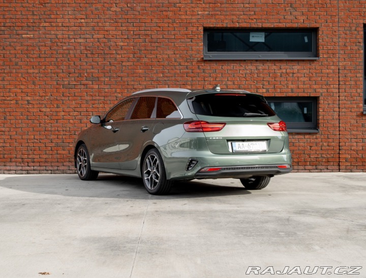 Kia Ostatní modely Ceed SW Ceed SW 1.5 T-GDi | GOLD 2025