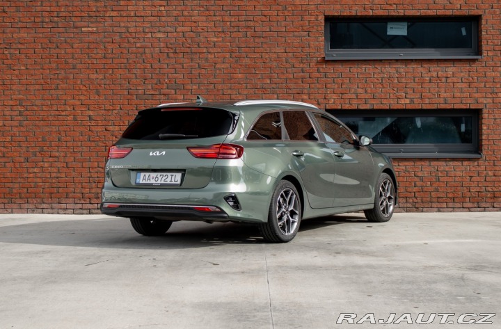 Kia Ostatní modely Ceed SW Ceed SW 1.5 T-GDi | GOLD 2025