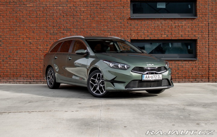Kia Ostatní modely Ceed SW Ceed SW 1.5 T-GDi | GOLD 2025