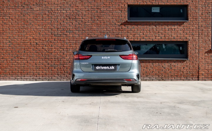 Kia Ostatní modely Ceed SW Ceed SW 1.5 T-GDi | GOLD 2025
