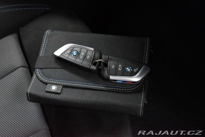 BMW 4 420d xD ///M*ZÁRUKA*TAŽNÉ 2025