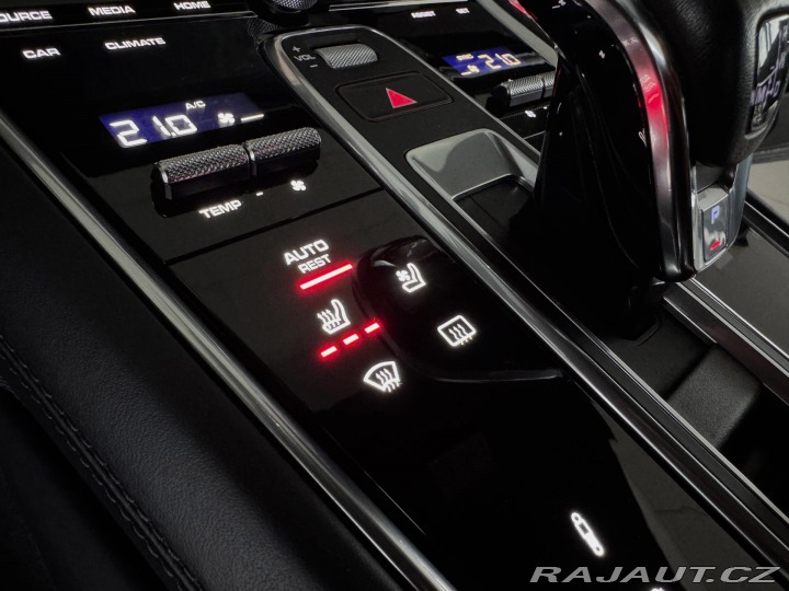 Porsche Panamera 4S 324kW*Chrono*Webasto*P 2018