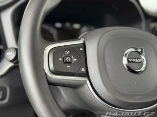 Volvo V60 B3 AUT*120kW*KeyLess*LED* 2022