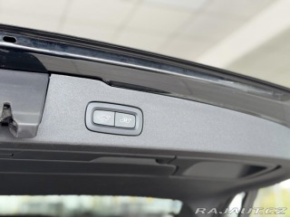 Volvo V60 B3 AUT*120kW*KeyLess*LED* 2022