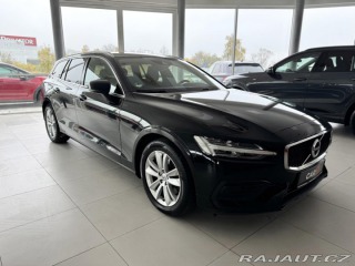 Volvo V60 B3 AUT*120kW*KeyLess*LED* 2022