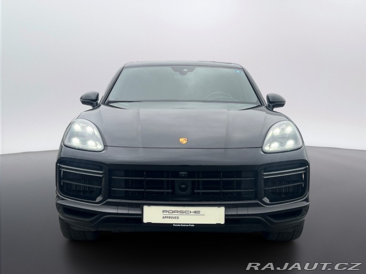 Porsche Cayenne Turbo 2021