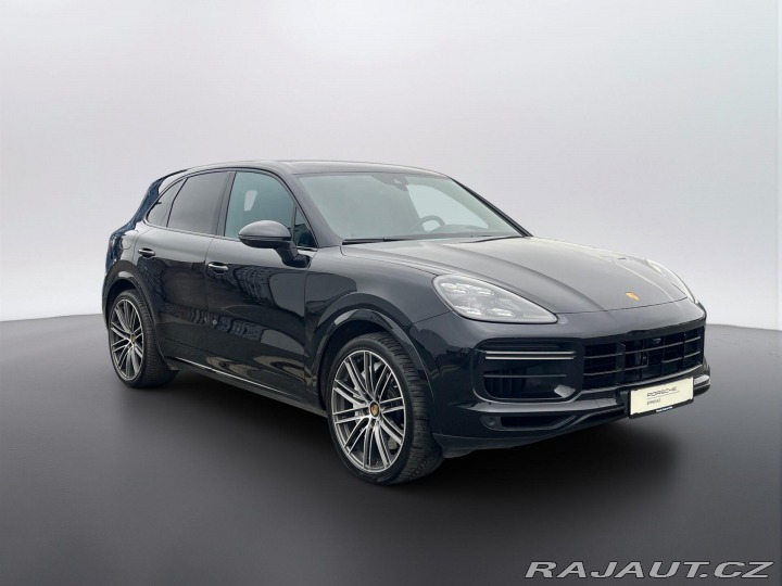 Porsche Cayenne Turbo 2021