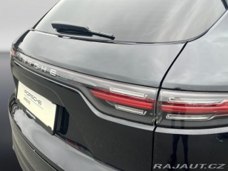 Porsche Cayenne Turbo 2021