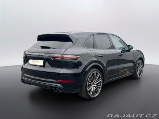 Porsche Cayenne Turbo 2021