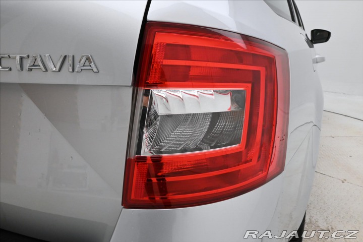 Škoda Octavia 1,6 TDI 77 kW DSG Ambitio 2014