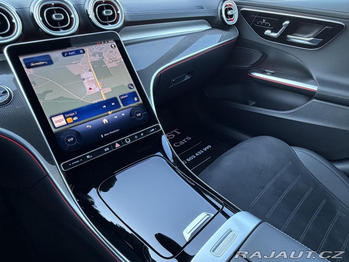 Mercedes-Benz C 300T 4Matic AMG Distronic 2025