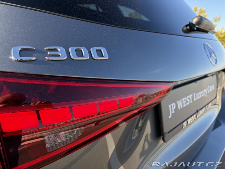 Mercedes-Benz C 300T 4Matic AMG Distronic 2025