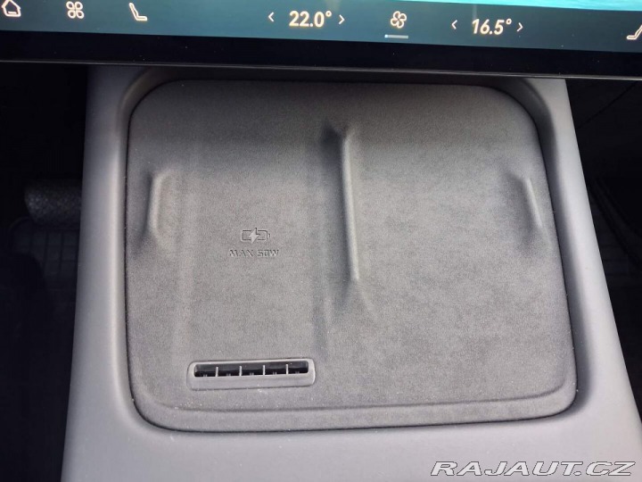 Omoda Ostatní modely 7 Premium 1.6 tGDI ICE AWD 2026