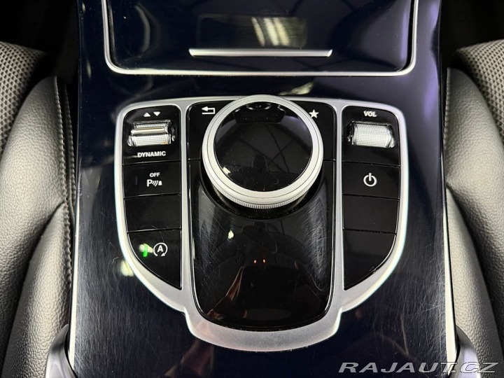 Mercedes-Benz C 4MATIC AVANTGARDE, LED, T 2017