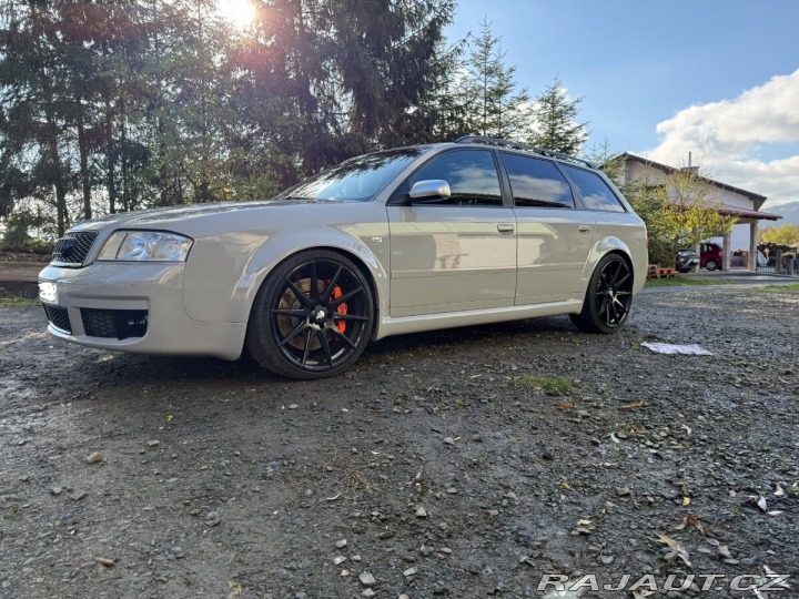 Audi A4 Avant RS6 Avant Quattro 4 1800