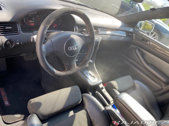 Audi A4 Avant RS6 Avant Quattro 4 1800