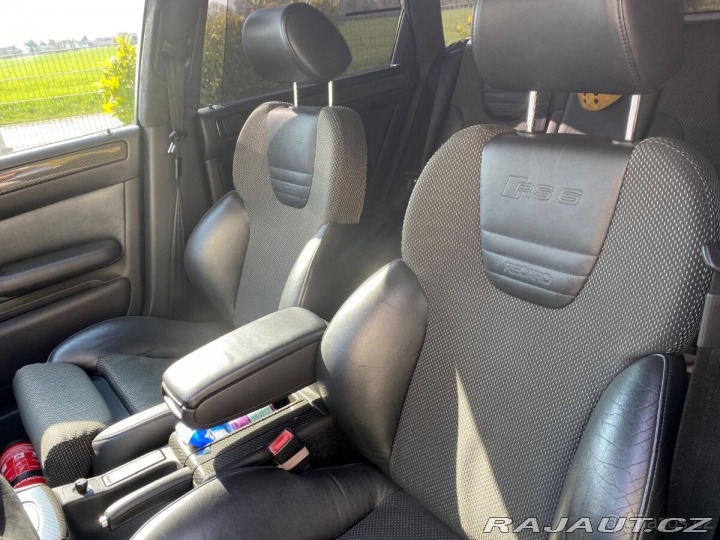 Audi A4 Avant RS6 Avant Quattro 4 1800