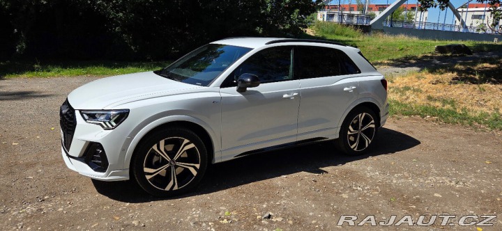 Audi Q3 q S tronic, nákup 1/26 11 1800