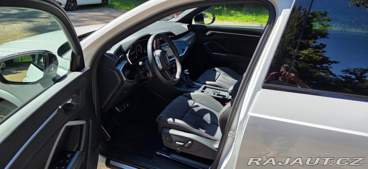 Audi Q3 q S tronic, nákup 1/26 11 1800