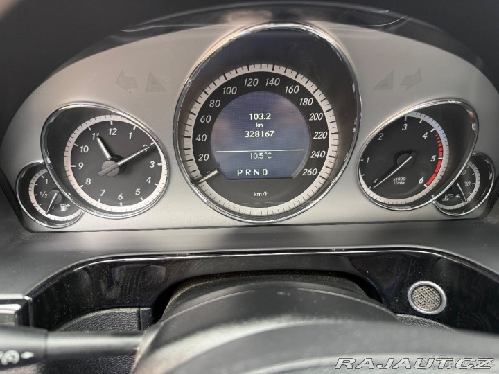 Mercedes-Benz E 2,0   220 CDI kombi - sup 2010