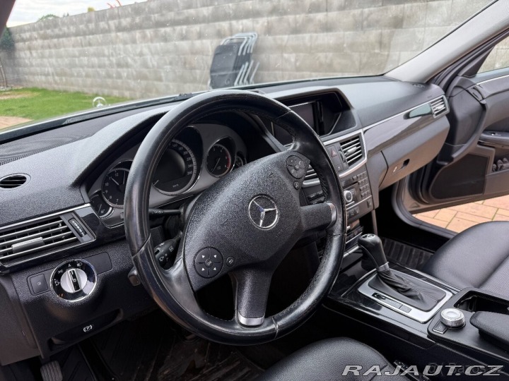 Mercedes-Benz E 2,0   220 CDI kombi - sup 2010