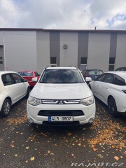 Mitsubishi Outlander 2,2 2013