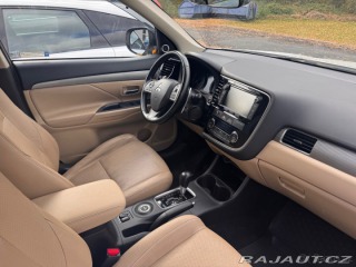 Mitsubishi Outlander 2,2 2013