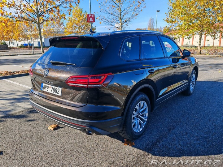 Volkswagen Touareg 3,0   TDi /ČR /rok 2022 / 1800