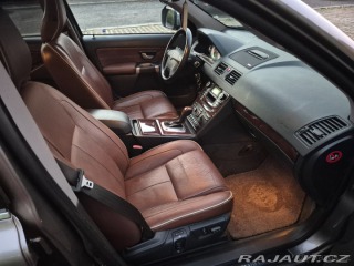 Volvo XC90 2,4   D5 Executive 2011, 2010