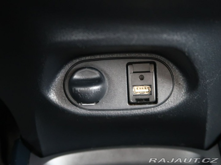 Toyota Yaris 1.5Hybrid,54KW,CZ,1Maj 2019