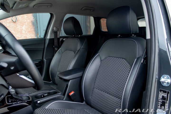 Kia Ostatní modely Ceed SW Ceed SW 1.5 T-GDi | GOLD 2025