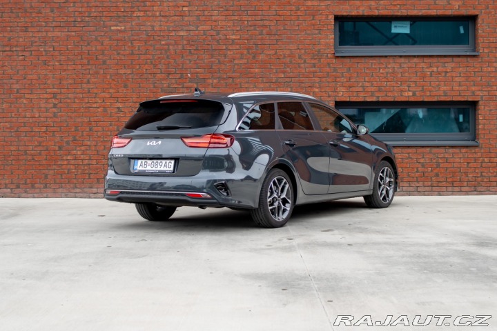 Kia Ostatní modely Ceed SW Ceed SW 1.5 T-GDi | GOLD 2025