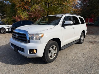 Toyota  SEQUOIA SR5 5.7V8 4WD