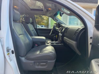Toyota Ostatní modely SEQUOIA SR5 5.7V8 4WD 2014