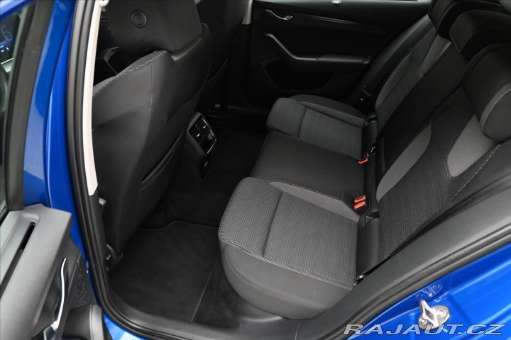 Škoda Octavia 2,0 TDI 110kW DSG Ambient 2024